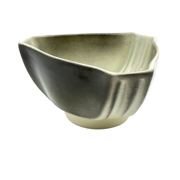 Lane & CO Van Nuys Vintage 1957 MCM Abstract Cream Gray Retro Triangle Bowl - Picture 2 of 16